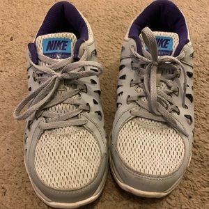 Nike sneakers size 9.5